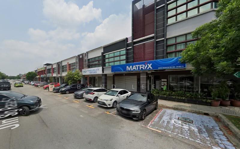 Kedai untuk Disewa di Seksyen 32 (Shah Alam) - Bond Lee - Exterior - PropertyGuru.com.my