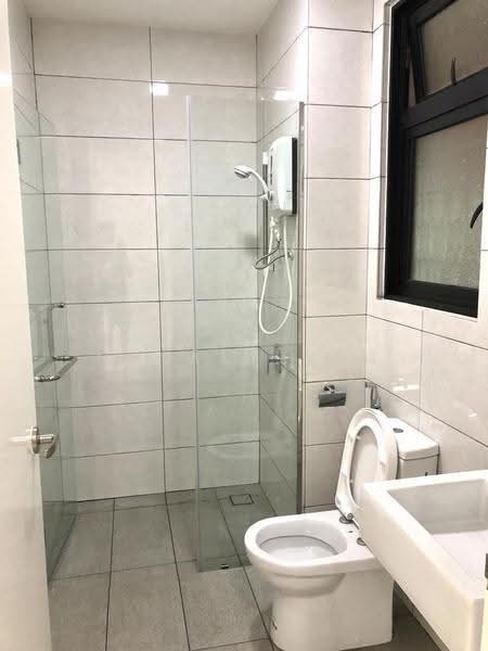 Kediaman Servis untuk Disewa di Conezion Residences - Nana Cheah - Bathroom - PropertyGuru.com.my