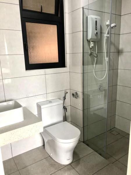 Kediaman Servis untuk Disewa di Conezion Residences - Nana Cheah - Bathroom - PropertyGuru.com.my