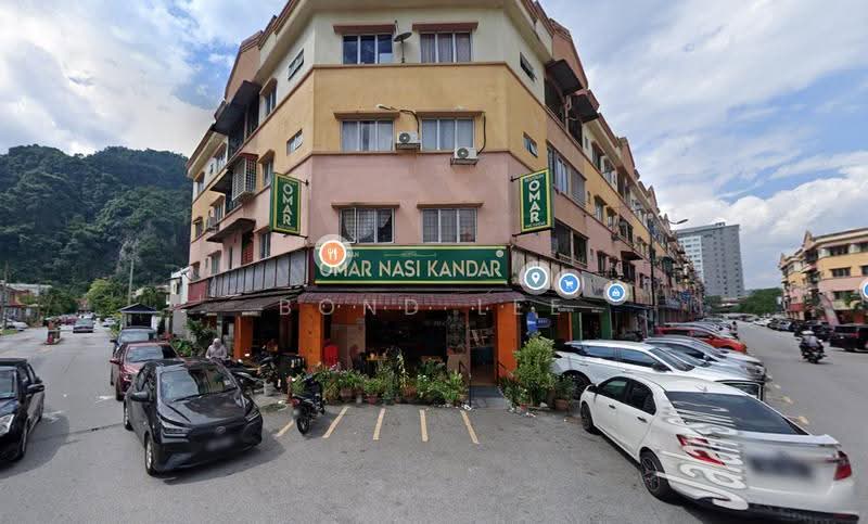 Shop for Rent in Sunway Batu Caves (Batu Caves) - Bond Lee - Exterior - PropertyGuru.com.my