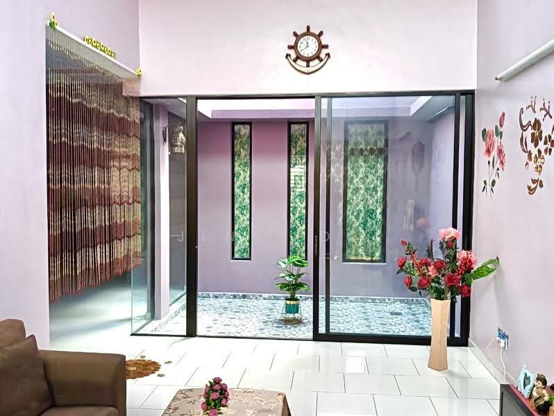 Rumah Teres 1-Tingkat untuk Dijual di Setia Eco Gardens (Gelang Patah) - Jeny Loo - Living Room - PropertyGuru.com.my