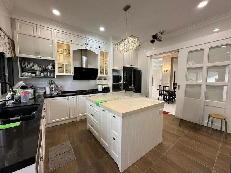 Semi-Detached House for Sale in Taman Ekoflora (Johor Bahru) - CN Wang - Kitchen - PropertyGuru.com.my