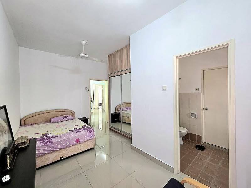 2-storey Terraced House for Sale in Bandar Baru Bangi (Selangor) - Mahirah . - Bedroom - PropertyGuru.com.my