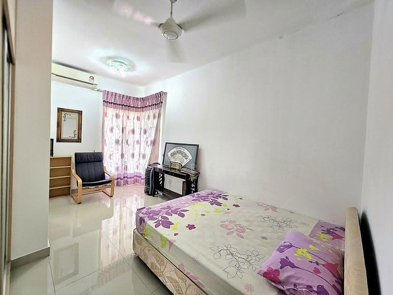 2-storey Terraced House for Sale in Bandar Baru Bangi (Selangor) - Mahirah . - Bedroom - PropertyGuru.com.my