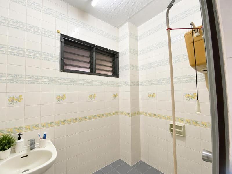 2-storey Terraced House for Sale in BANDAR PUCHONG JAYA (Puchong) - Angel Tan - Bathroom - PropertyGuru.com.my