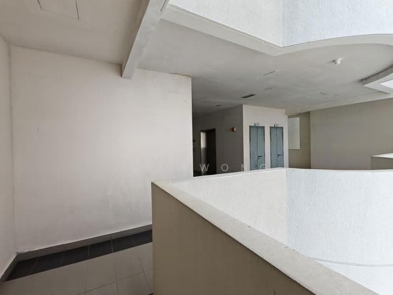 Kondominium untuk Dijual di M Condominium @ Larkin - Jack Wong - Corridor - PropertyGuru.com.my
