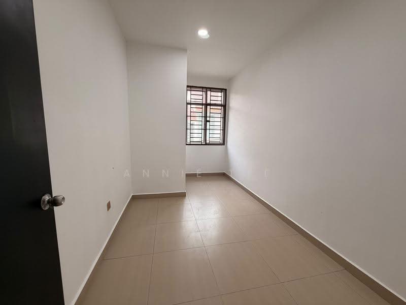 2-storey Terraced House for Sale in Taman Puteri Wangsa (Ulu Tiram) - Annie Tee - PropertyGuru.com.my