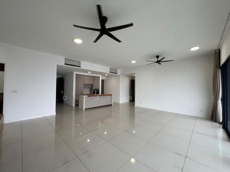 Kondominium untuk Dijual di Setia Sky Seputeh - Jonathan Lai - Living Room - PropertyGuru.com.my