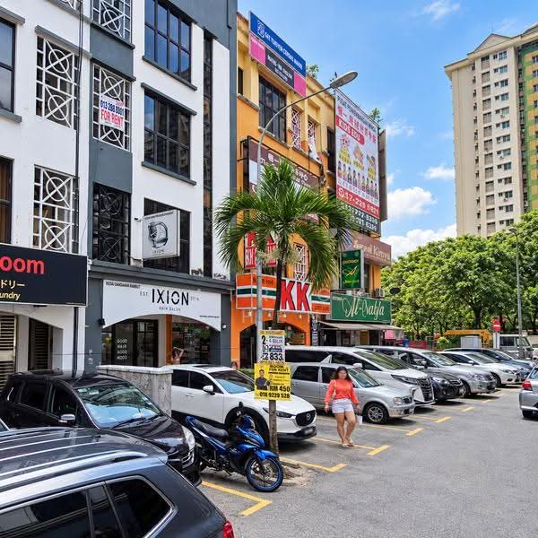 Kedai untuk Disewa di Taman Danau Desa (Taman Desa) - Patrick Chen - Exterior - PropertyGuru.com.my