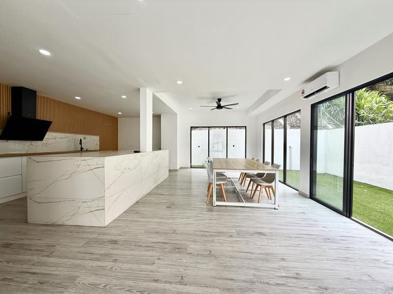 Rumah Berkembar untuk Disewa di Taman Overseas Union (Taman Oug) (Jalan Klang Lama (Old Klang Road)) - Jocelyn Soo - Kitchen - PropertyGuru.com.my