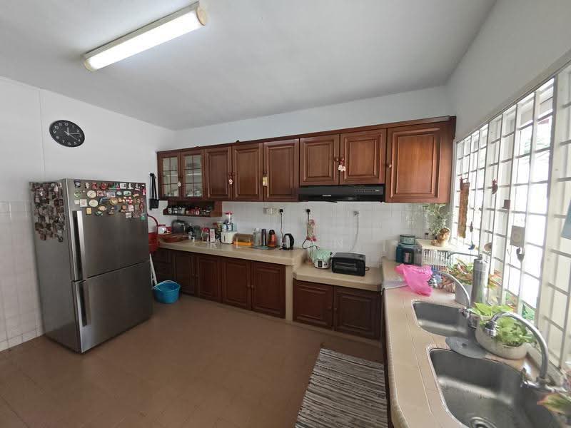 Flat for Sale at Perumahan Awam Seri Pulau Pinang - RL Han - Kitchen - PropertyGuru.com.my