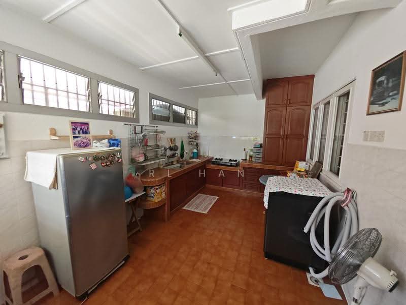 Flat for Sale at Perumahan Awam Seri Pulau Pinang - RL Han - Kitchen - PropertyGuru.com.my