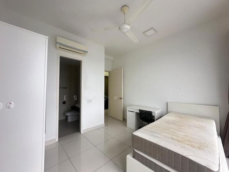 Pangsapuri untuk Disewa di Eco Nest @ Eco Botanic - Jessica Tiew - Bedroom - PropertyGuru.com.my