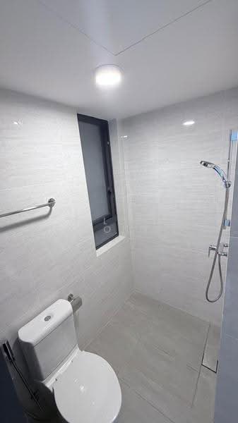 Kediaman Servis untuk Disewa di Baron Residence @ Lake City - Wilson Wong - Bathroom - PropertyGuru.com.my