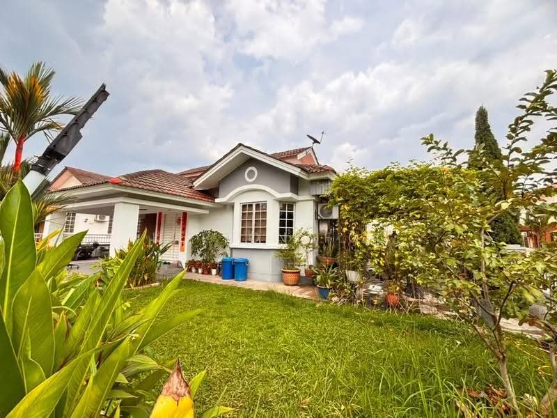 Bungalow House for Sale in Kota Emerald (Rawang) - Kelton Foo - Exterior - PropertyGuru.com.my