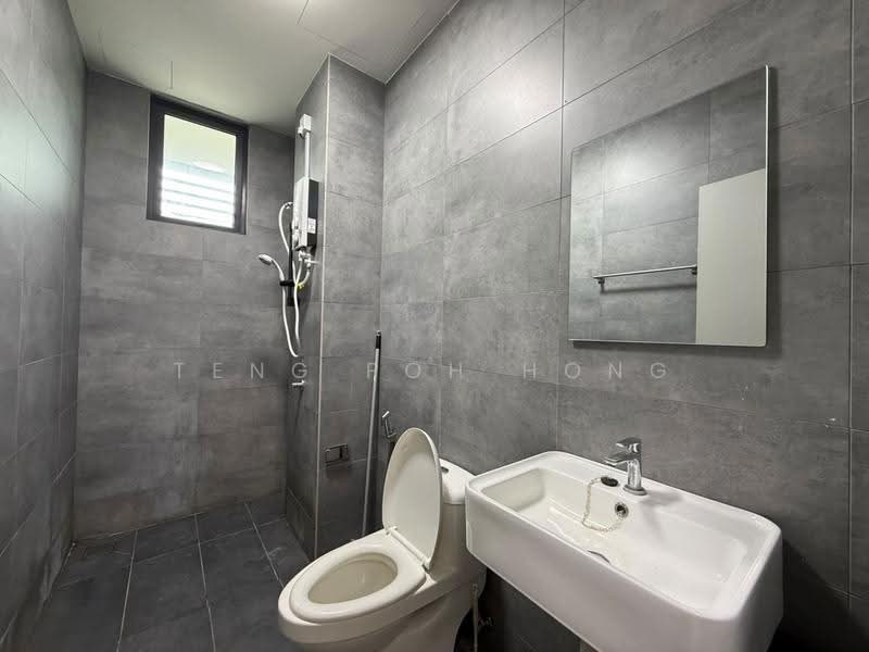 Kondominium untuk Disewa di Verando Residence - Teng Poh Hong - Bathroom - PropertyGuru.com.my