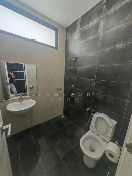 Rumah Berkembar untuk Disewa di Eco Botanic (Iskandar Puteri (Nusajaya)) - Jameson Choo - Bathroom - PropertyGuru.com.my