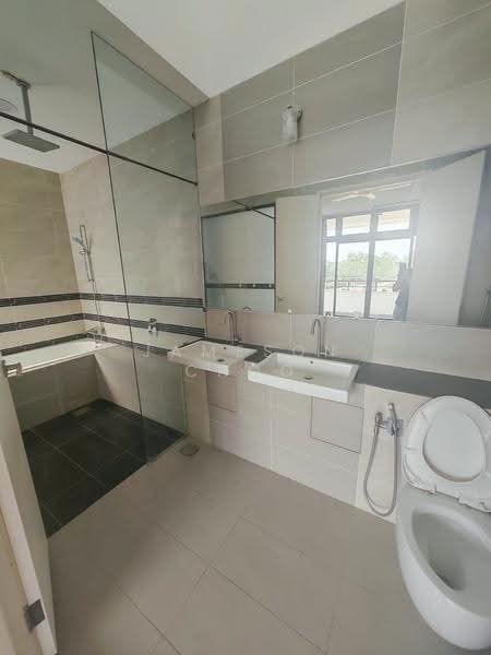 Rumah Berkembar untuk Disewa di Eco Botanic (Iskandar Puteri (Nusajaya)) - Jameson Choo - Bathroom - PropertyGuru.com.my