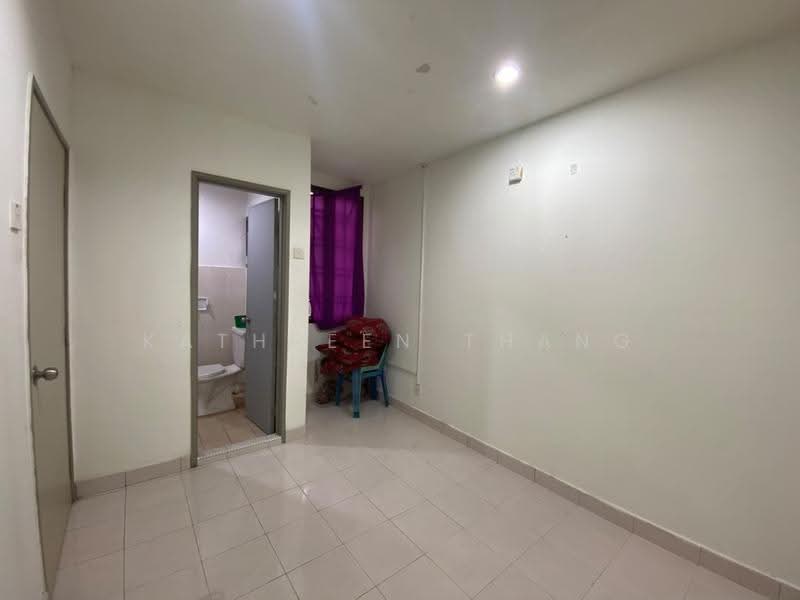 Rumah Teres 2-Tingkat untuk Disewa di Taman Bukit Permata (Selayang) - Kathreen Thang - Bathroom - PropertyGuru.com.my