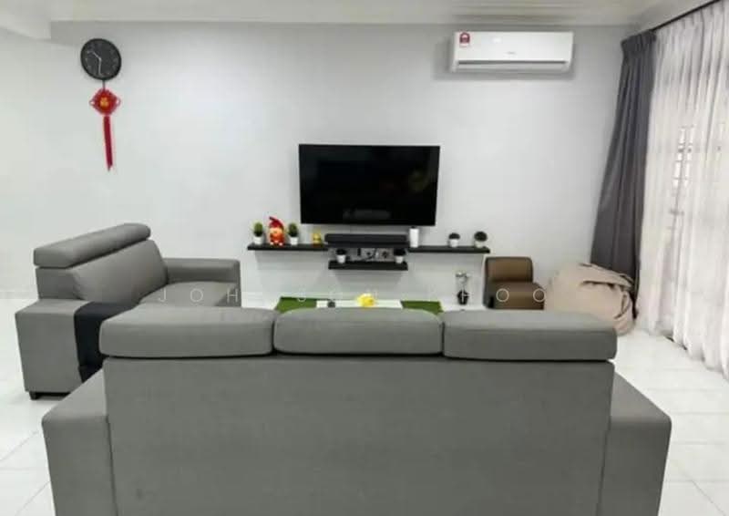 2-storey Terraced House for Sale in Usj 14 (Subang Jaya) - Johnson Khoo - Living Room - PropertyGuru.com.my