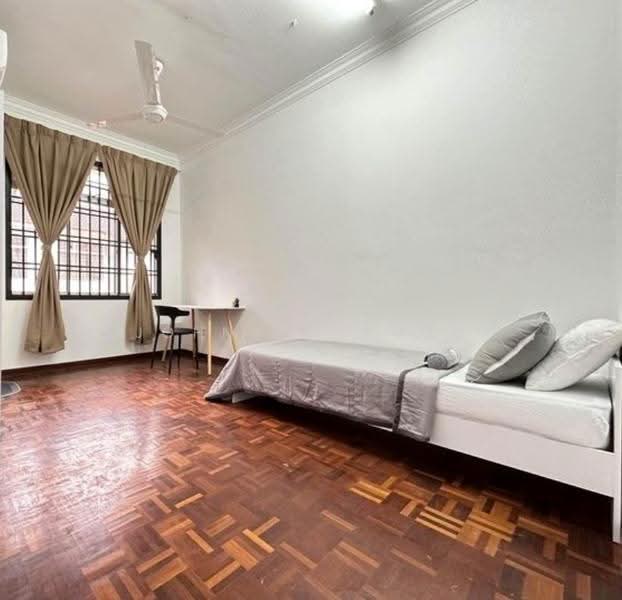 2-storey Terraced House for Sale in Usj 14 (Subang Jaya) - Johnson Khoo - Bedroom - PropertyGuru.com.my