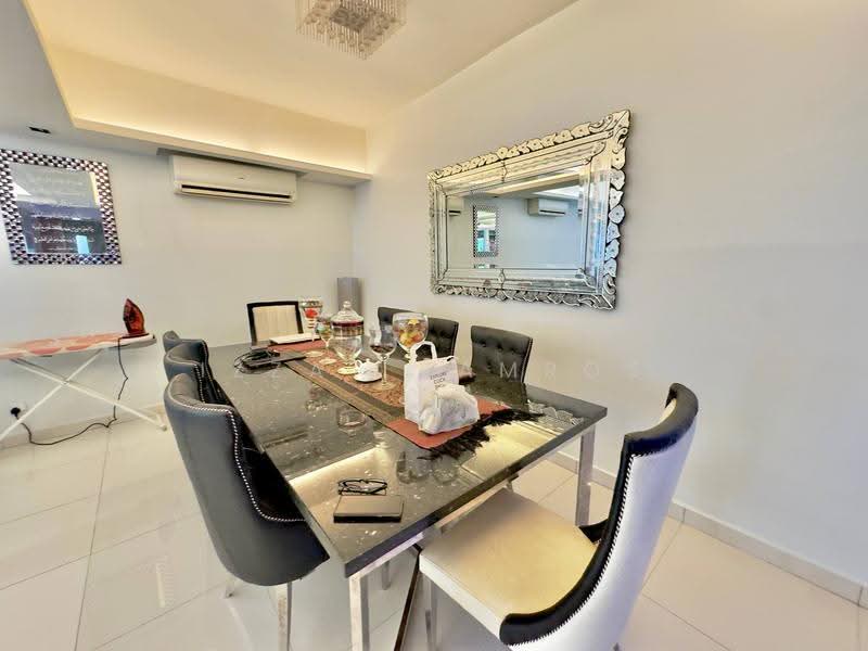 Rumah Teres 2-Tingkat untuk Dijual di Taman Permata (Ulu Kelang) - Izzat Zamros - Dining Room - PropertyGuru.com.my