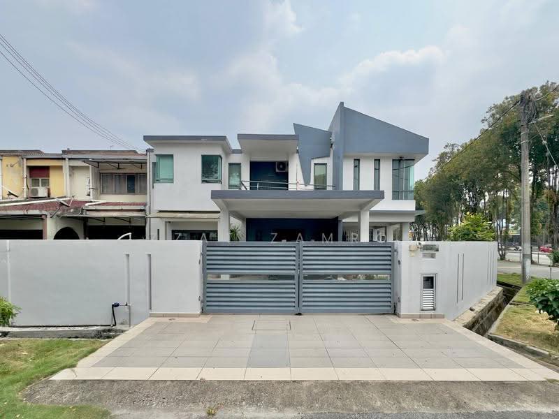 Rumah Teres 2-Tingkat untuk Dijual di Taman Permata (Ulu Kelang) - Izzat Zamros - Exterior - PropertyGuru.com.my