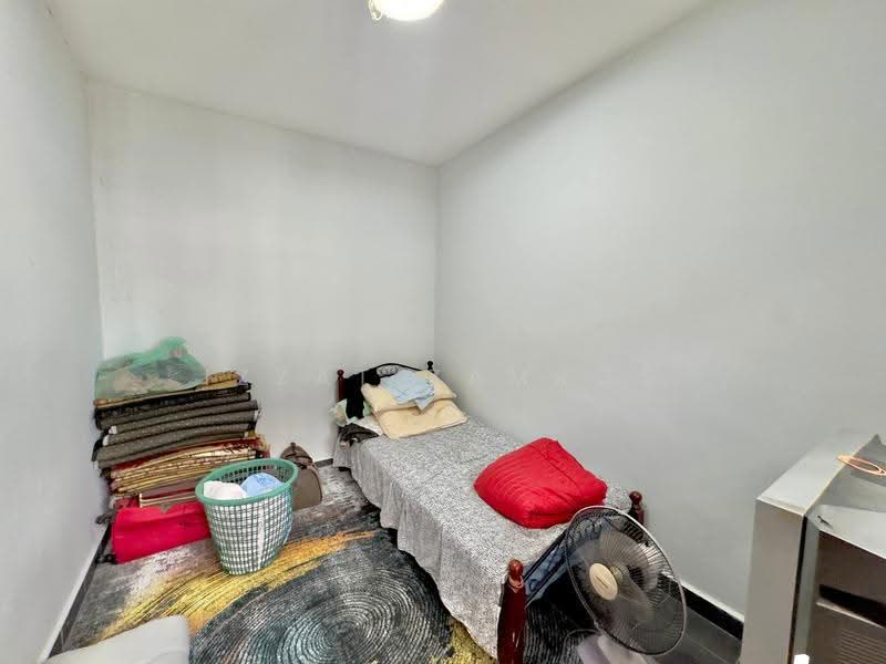 Rumah Teres 2-Tingkat untuk Dijual di Taman Permata (Ulu Kelang) - Izzat Zamros - Bedroom - PropertyGuru.com.my