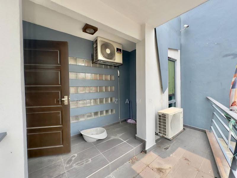 Rumah Teres 2-Tingkat untuk Dijual di Taman Permata (Ulu Kelang) - Izzat Zamros - PropertyGuru.com.my