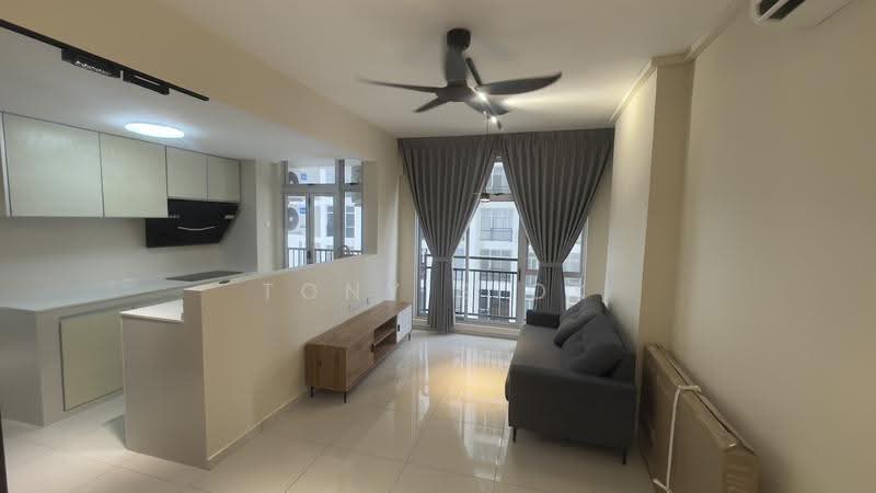 Kediaman Servis untuk Disewa di Midas @ Seri Alam - Tony Siok - Living Room - PropertyGuru.com.my