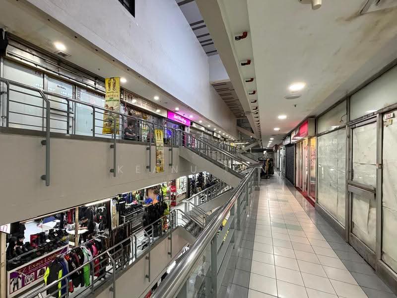 Retail Space for Rent in KLCC (KL City Centre) - Keanu Tan - Corridor - PropertyGuru.com.my