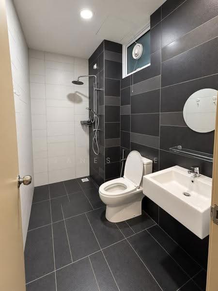 Kondominium untuk Disewa di The Sky @ Tripark - Janes Lee - Bathroom - PropertyGuru.com.my
