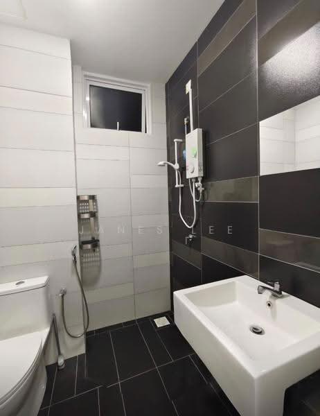 Kondominium untuk Disewa di The Sky @ Tripark - Janes Lee - Bathroom - PropertyGuru.com.my