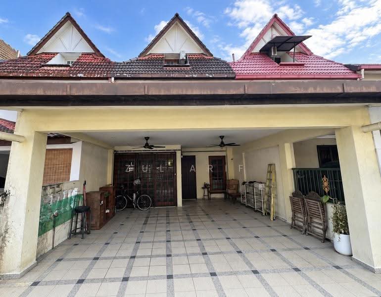Rumah Teres 2.5-Tingkat untuk Dijual di Bukit Antarabangsa (Ulu Kelang) - Zul Arif - Exterior - PropertyGuru.com.my