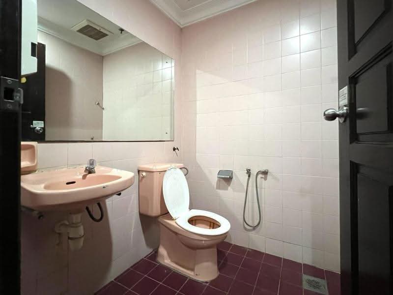 Pejabat untuk Dijual di Bukit Bintang (KL City Centre) - Keanu Tan - Bathroom - PropertyGuru.com.my