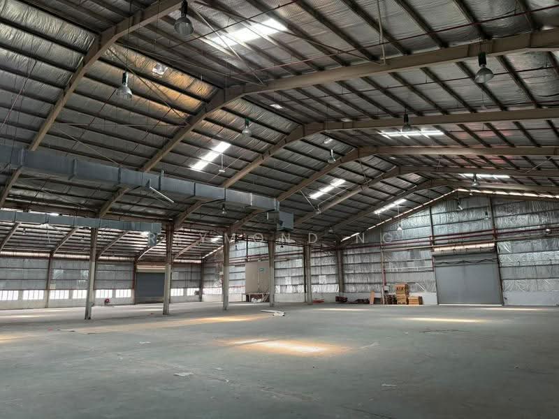 Warehouse for Rent in Bandar Baru Salak Tinggi (Sepang) - Raymond Ng - Interior - PropertyGuru.com.my