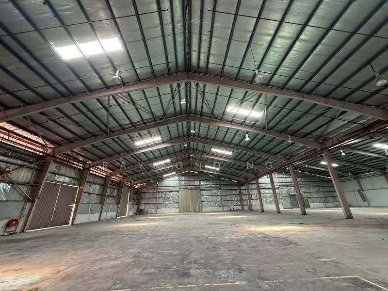 Warehouse for Rent in Bandar Baru Salak Tinggi (Sepang) - Raymond Ng - Interior - PropertyGuru.com.my