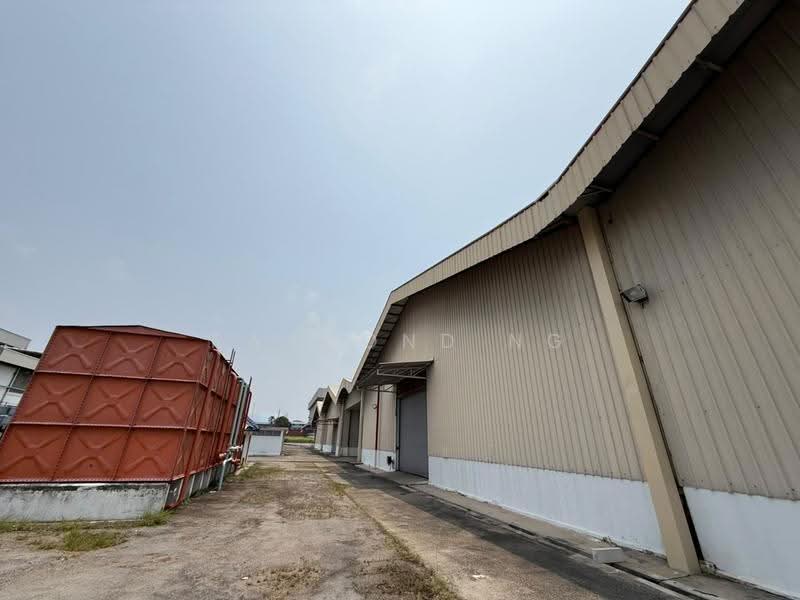Warehouse for Rent in Bandar Baru Salak Tinggi (Sepang) - Raymond Ng - Exterior - PropertyGuru.com.my