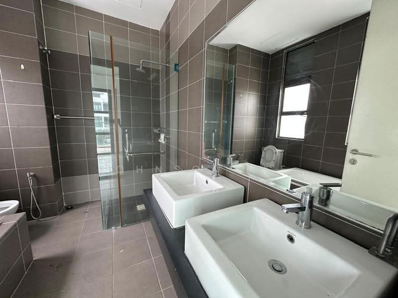 2.5-storey Terraced House for Rent in USJ Heights (Subang Jaya) - Johnson See - Bathroom - PropertyGuru.com.my
