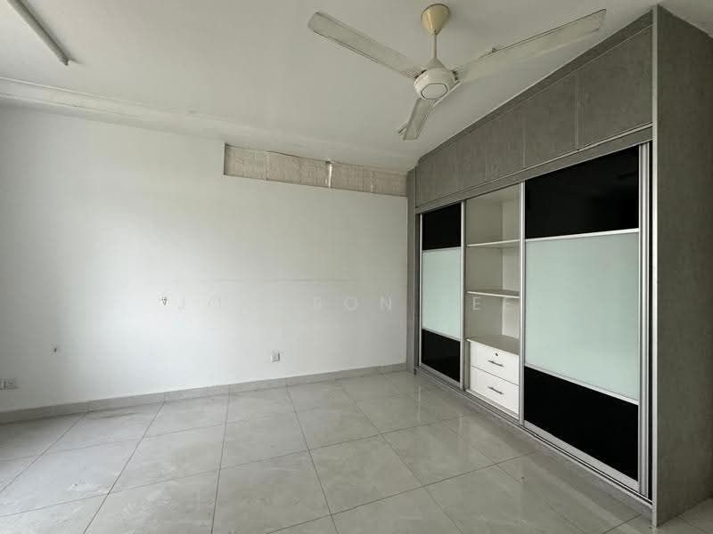 2.5-storey Terraced House for Sale in USJ Heights (Subang Jaya) - Johnson See - Bedroom - PropertyGuru.com.my