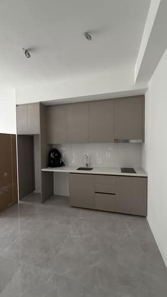 Kediaman Servis untuk Dijual di Skyline Embassy - Kelvin Pang - Kitchen - PropertyGuru.com.my