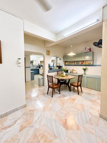 Rumah Teres 2-Tingkat untuk Dijual di Ipoh Garden (Ipoh) - Qazin Khoo - Kitchen - PropertyGuru.com.my
