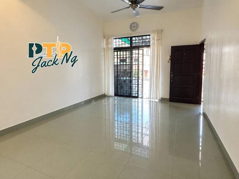 2-storey Terraced House for Rent in Seberang Jaya (Penang) - Jack Ng - Living Room - PropertyGuru.com.my