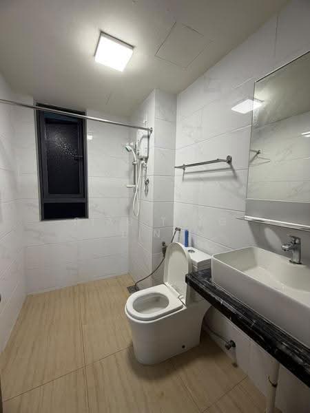 Service Residence for Rent at Country Garden Central Park - Siau Tong Ling - Bathroom - PropertyGuru.com.my