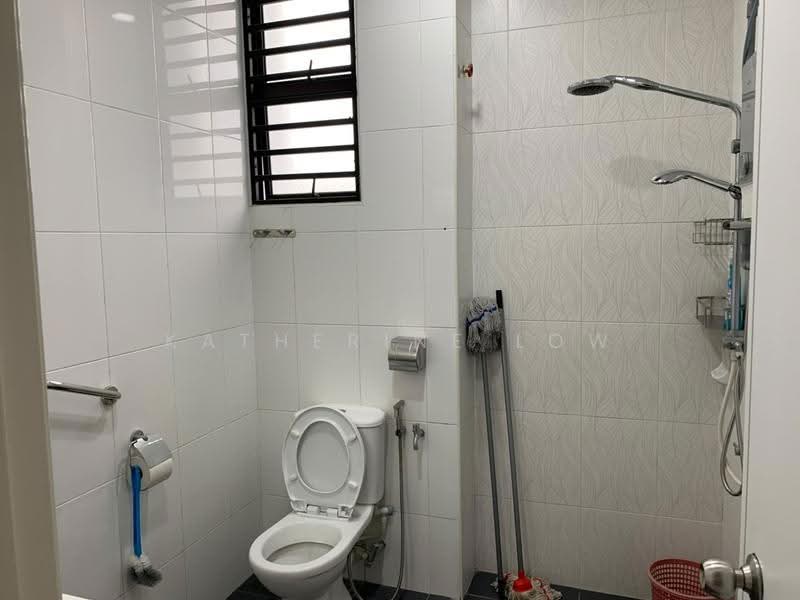 Cluster House for Sale in Taman Setia Indah (Tebrau) - Katherine Low - Bathroom - PropertyGuru.com.my