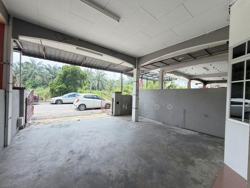 1-storey Terraced House for Sale in Taman Jelawat (Teluk Intan) - Kelvin Foo - Exterior - PropertyGuru.com.my