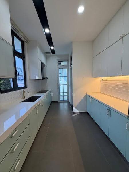 Cluster House for Sale in Eco Botanic (Iskandar Puteri (Nusajaya)) - Sherlin To - Kitchen - PropertyGuru.com.my