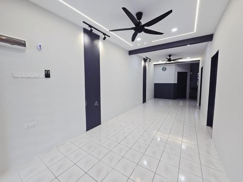 Terraced House for Sale in Taman Intan Perdana (Si Rusa) - Deeja Zakaria - Living Room - PropertyGuru.com.my