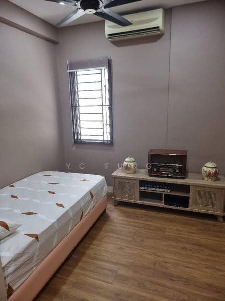 Apartment for Sale at Bayu Puteri 3 - YC Fung - Bedroom - PropertyGuru.com.my