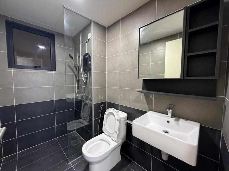 Service Residence for Rent at D'Clover Residences - Alan Chia - Bathroom - PropertyGuru.com.my